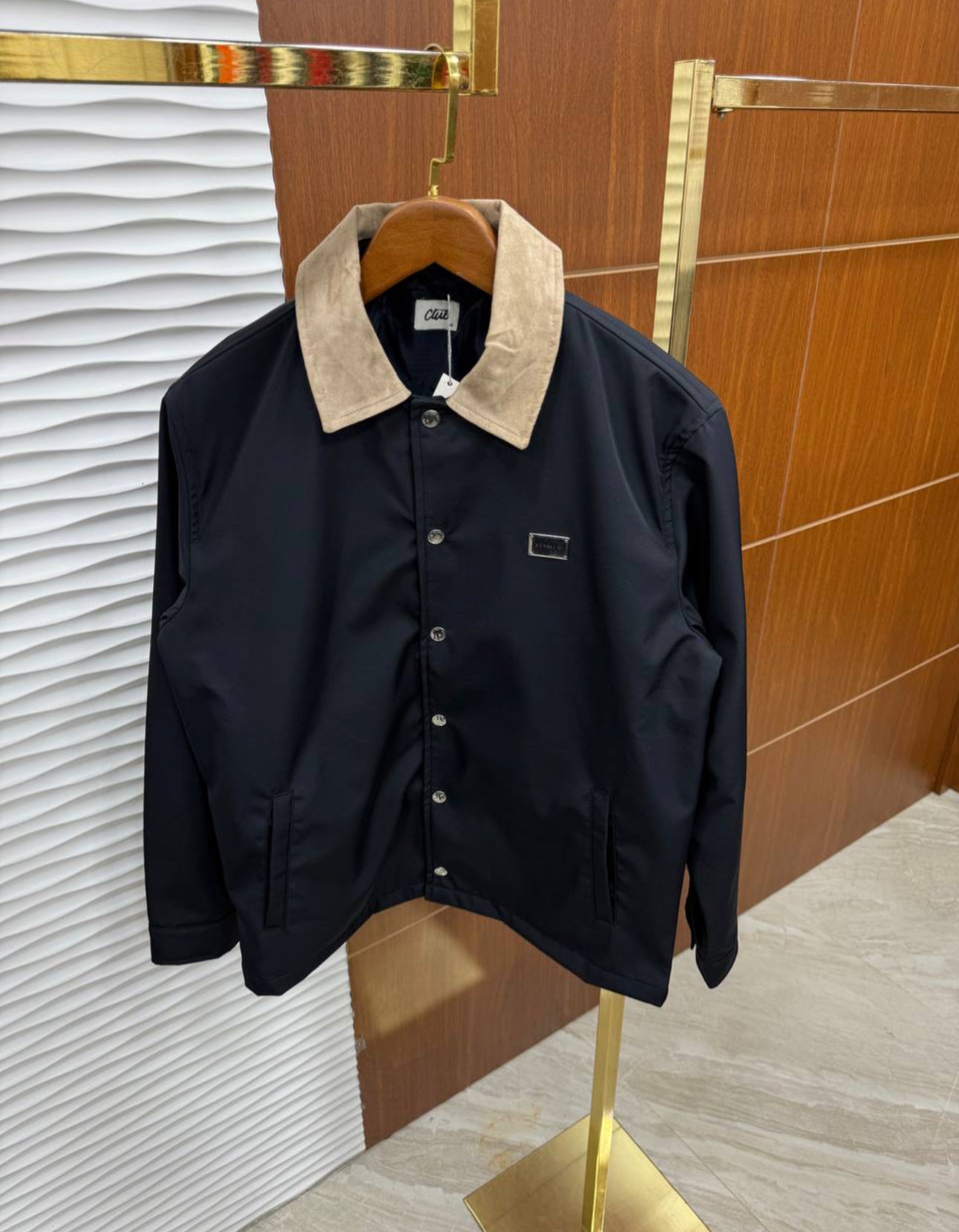 Premium mont