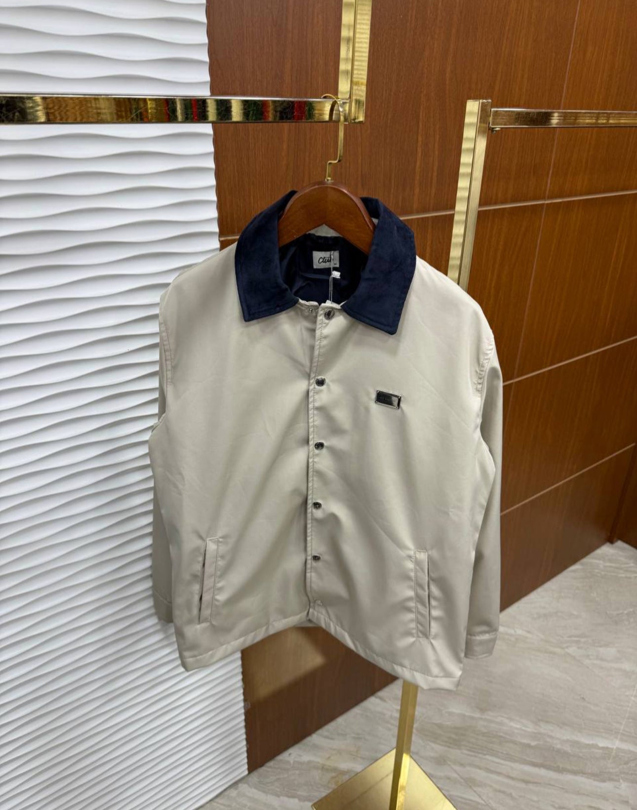 Premium mont